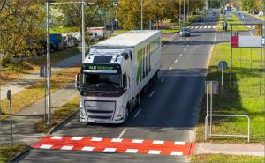 Full and partial truck transport